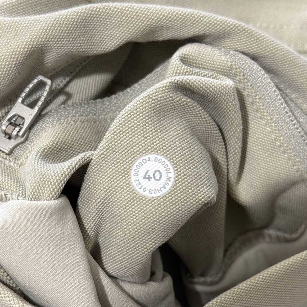 Lululemon ABC Crop Pant Relaxed Mens Pants Casual Wear M5AH0S Size 40 - Picture 5 of 8